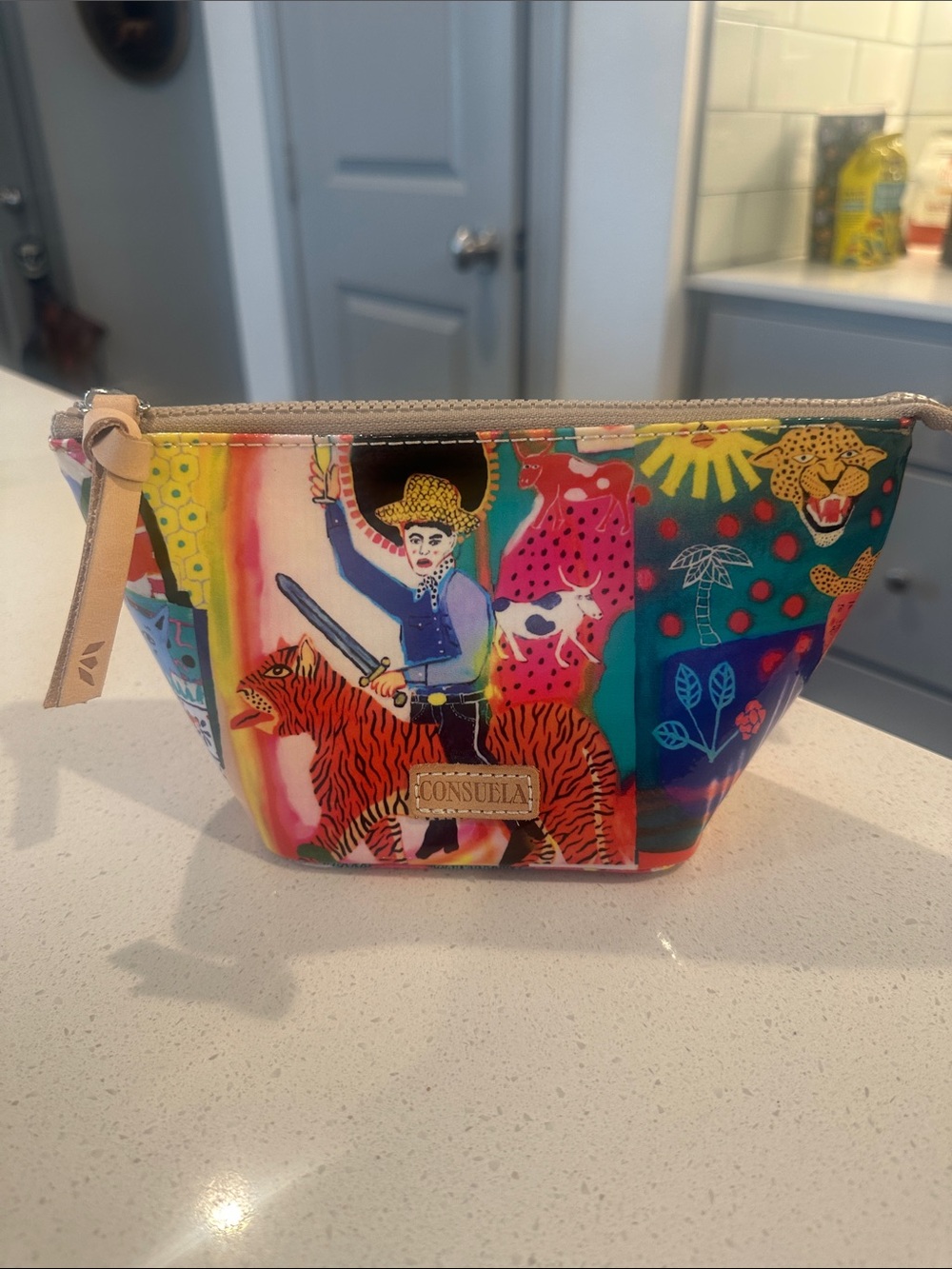Consuela Colin Medium Tool Kit